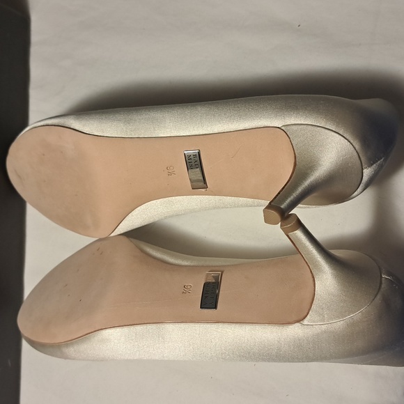 BADGLEY MISCHKA - Picture 5 of 5